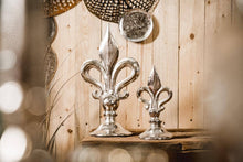 Load image into Gallery viewer, Lily decoration XL silver 23.5 and 40 cm