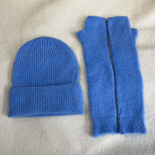 Load image into Gallery viewer, Baby alpaca hat & mittens 7394/7393: Beige