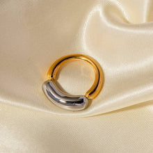 Load image into Gallery viewer, Luminare RING: Gold & Silver / Size 18