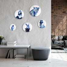 Load image into Gallery viewer, Cat plate with large hat