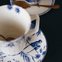 Load image into Gallery viewer, Monkey cake plate 15 cm