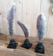 Load image into Gallery viewer, Feathers silver decoration statue polyresin set of 3