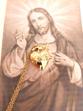 Load image into Gallery viewer, Collar Exvoto Sagrado Corazón