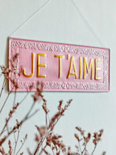 Load image into Gallery viewer, JE T'AIME METAL DECORATIVE PLATE: Pink