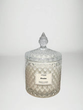 Load image into Gallery viewer, Diamond Bonbonnière Scented Candle - Floral scents: Tuberose