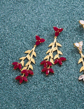 Load image into Gallery viewer, Ruby Blume Earrings