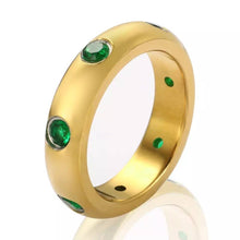 Load image into Gallery viewer, Runaway RING: Green / Size 18
