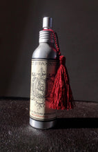 Load image into Gallery viewer, Room fragrance spray "Noël en famille"/ "Christmas with family"