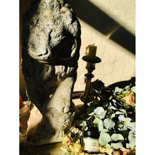 Load image into Gallery viewer, Small aromatic candle "DÎnner aux chandelles"/"Candlelit dinner"