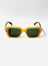 Load image into Gallery viewer, Dignity Unisex UV400 Sunglasses : Tortoise &amp; Black
