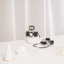 Load image into Gallery viewer, HV Camera Xmas Hanger-Glass- 9,5x5x9cm
