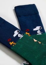 Load image into Gallery viewer, BeSnoopy Friends - 100% Organic Cotton Socks: Green / Intl / 41/46
