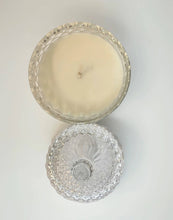 Load image into Gallery viewer, Amber - Scented Candle 200g
