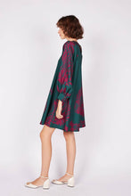 Load image into Gallery viewer, Flared short dress: Black / M
