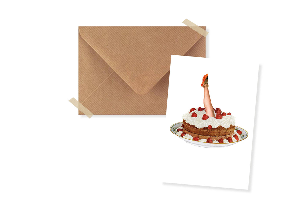 Mini card with envelope collage cake with legs