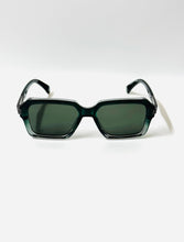 Load image into Gallery viewer, Dignity Unisex UV400 Sunglasses : Tortoise &amp; Black
