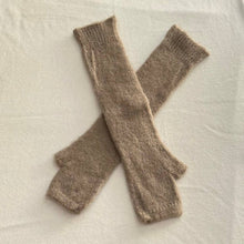 Load image into Gallery viewer, Baby alpaca long mittens 7393ML: Navy
