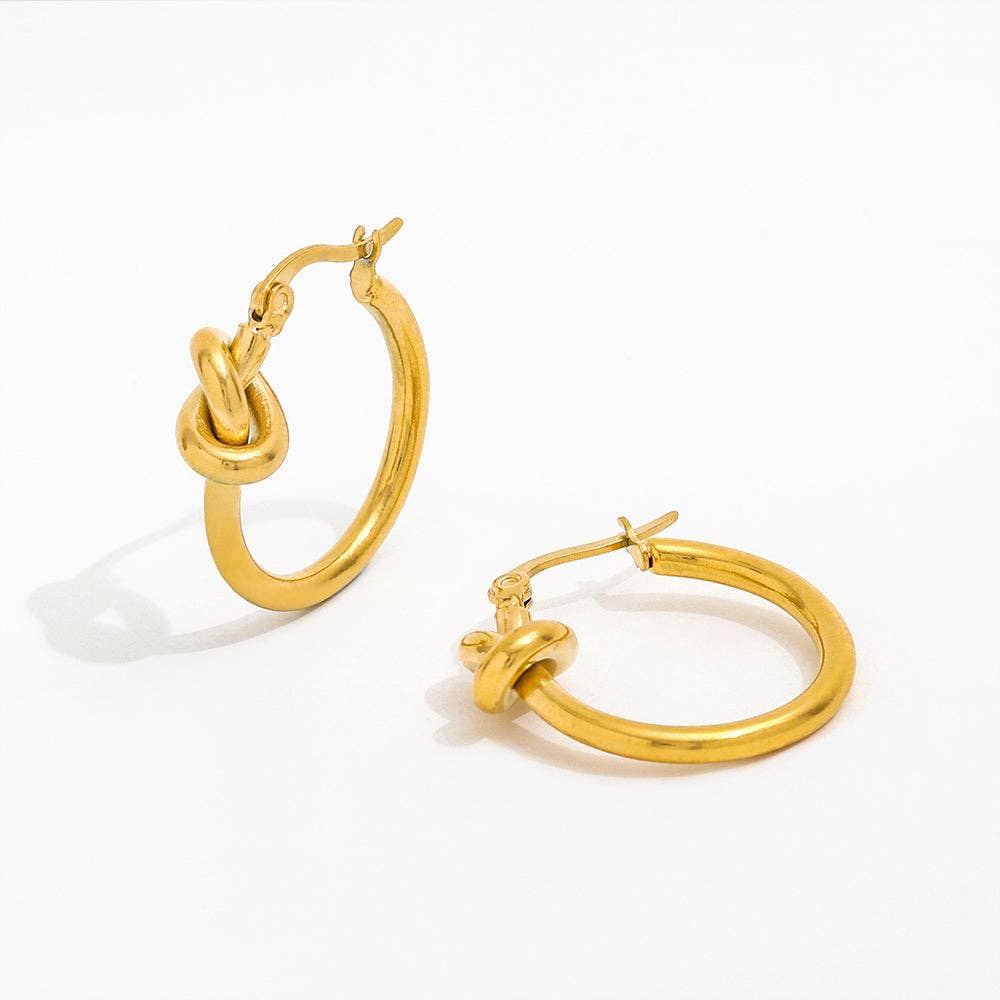 Nauru Knot Hoop: Gold