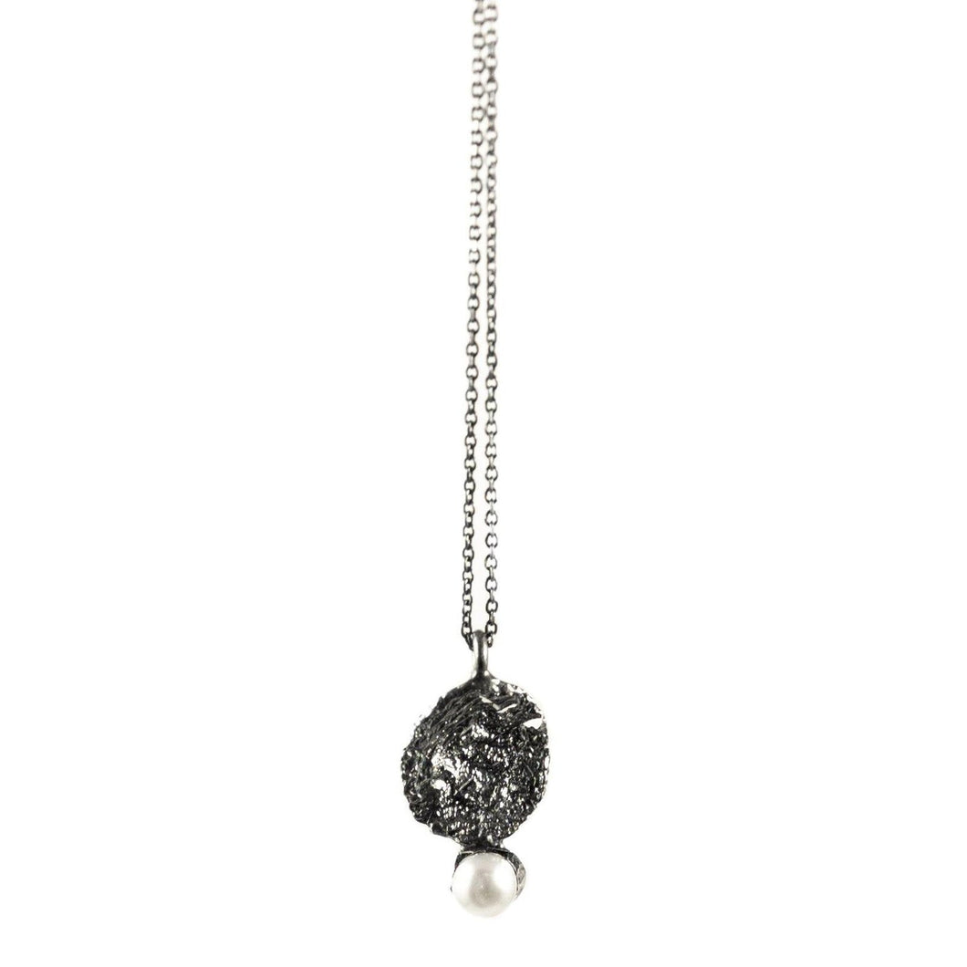 Oxidized Silver Necklace With Diamond Dust And Pearl - ArtLofter