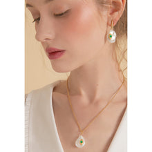 Load image into Gallery viewer, Emerald Eye Pendant
