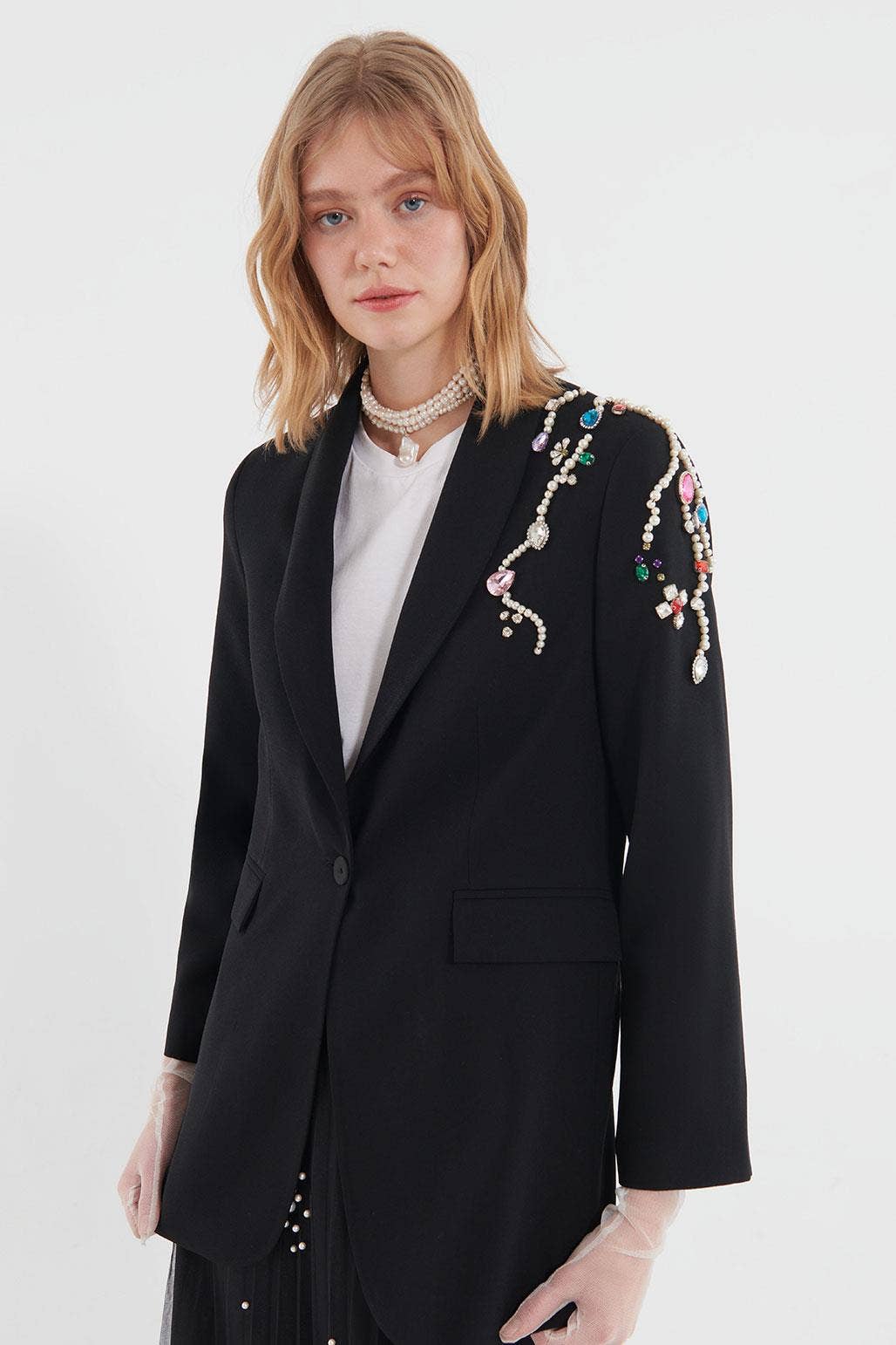 EMBROIDERED COLORFUL STONE DETAIL JACKET BLACK